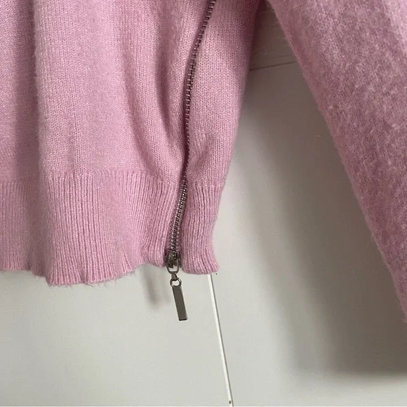 3/$45 Forever 21 Pink Side Sip Crewneck Sweater - Picture 3 of 6